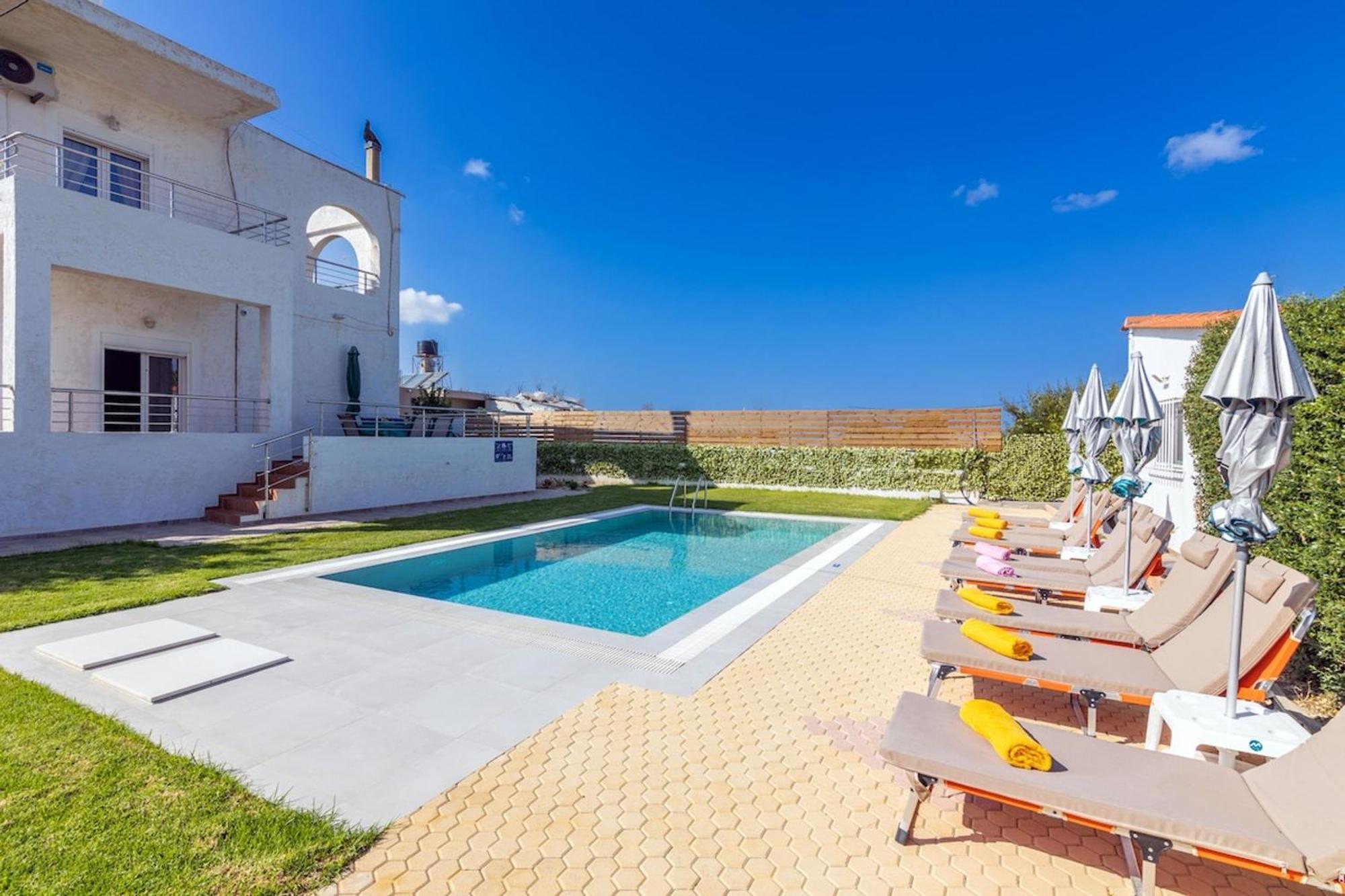 Amazing Villa Chrysanthi With Private Pool In Heraklion Epano Vathia Exteriér fotografie